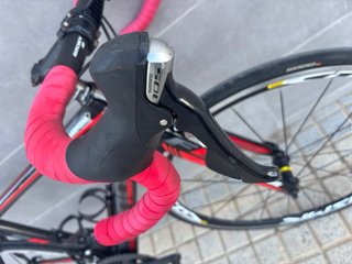 Mendiz F6 carbono – Shimano 105 11v – Mavic