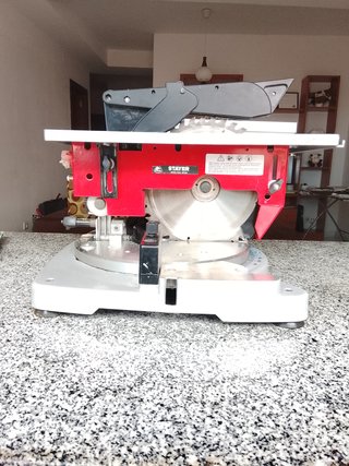 Sierra Ingletadora con Mesa Superior