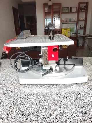 Sierra Ingletadora con Mesa Superior