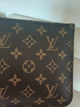 Pochette Louis Vuitton Neverfull Interna