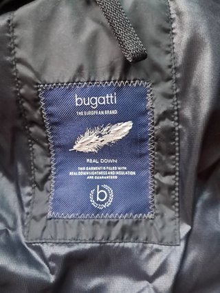 Bugatti Abrigo Plumas Azul Marino
