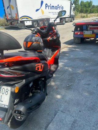 Moto Mitt 125 GT Max Max