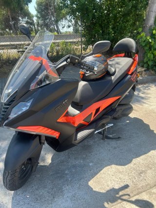 Moto Mitt 125 GT Max Max