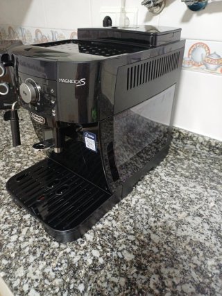 Cafetera Delonghi Magnifica S