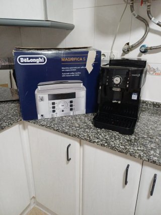 Cafetera Delonghi Magnifica S