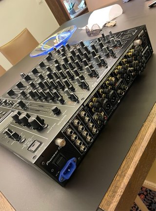 Pioneer DJM-V10 Mesa de Mezclas