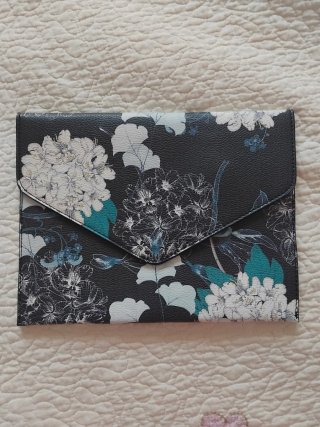 Bolso Clutch Desigual Floral Negro Multicolor