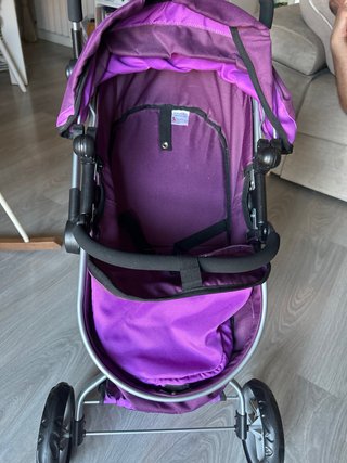 Carro de juguete tipo Bugaboo morado