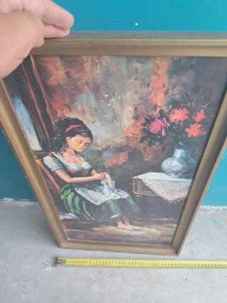 Antiguo Cuadro mujer cosiendo en silla