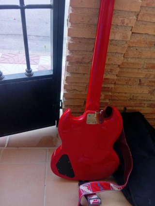 Guitarra Eléctrica Roja
