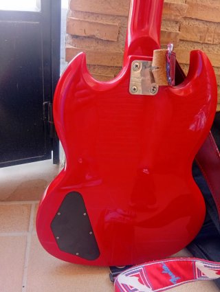 Guitarra Eléctrica Roja