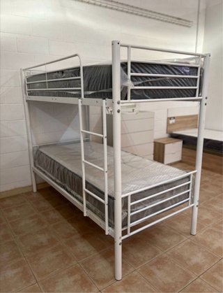 Cama litera metálica blanca