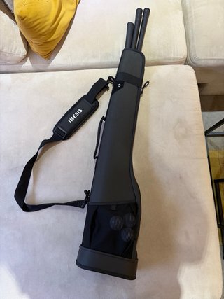 Bolsa de golf Inesis con palos