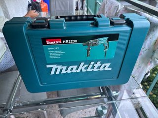 Taladro Percutor Makita HR2230