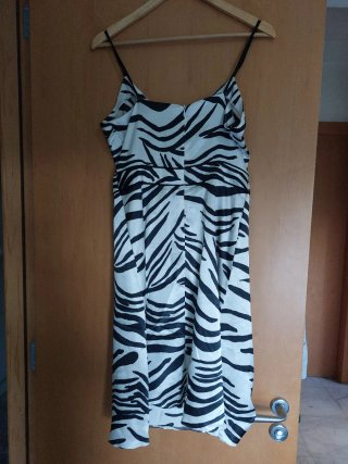 Vestido estampado cebra