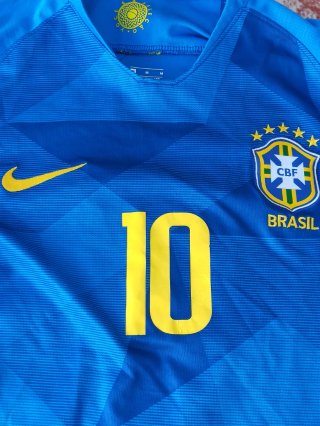CAMISETA BRASIL MUNDIAL 2018 NEYMAR JR.