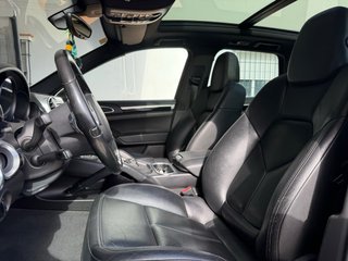 Porsche Cayenne 2012