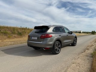 Porsche Cayenne 2012
