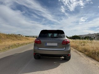 Porsche Cayenne 2012