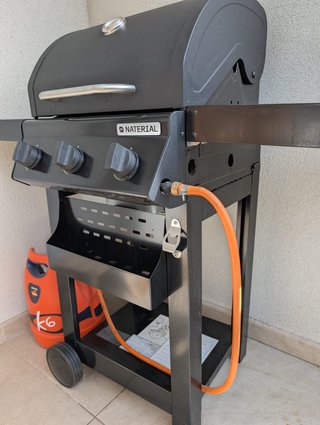 Barbacoa de Gas Naterial Alton Negra