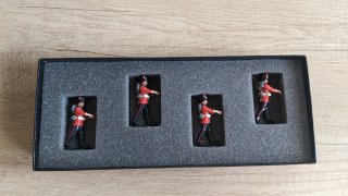 4 Soldados de plomo Guardia Real