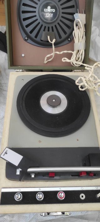 Tocadiscos maleta Cosmo 1201
