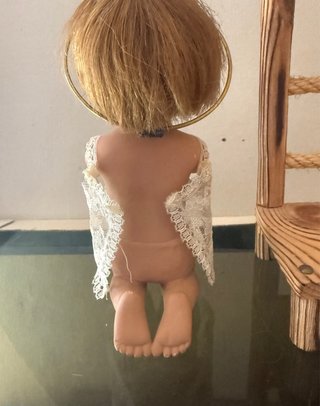 Niño Jesús vintage rezando