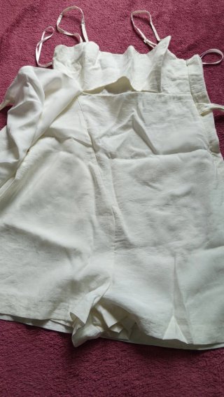 Mono falda blanco