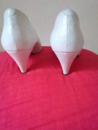 Zapatos  piel blanco