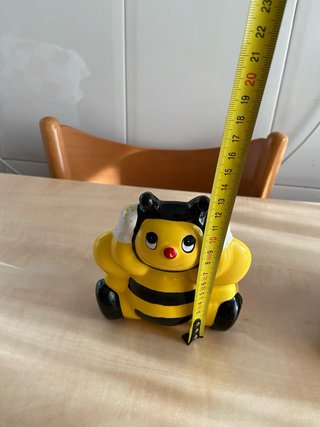 Juego de 4 utensilios de cocina de cerámica.