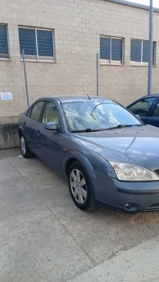 Ford Mondeo 2001