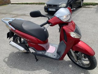 Honda SH 125 Roja/Plata