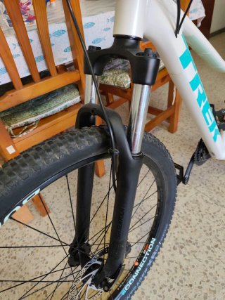 Bicicleta Trek Marlin 5 MTB