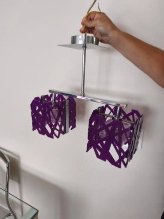 Lámpara de diseño morada moderna