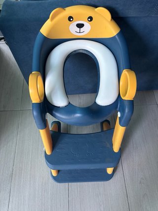 Asiento reductor WC oso y de rana.10 euros cad uno