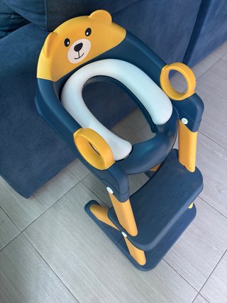 Asiento reductor WC oso y de rana.10 euros cad uno