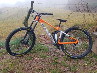 Mondraker Summum 2023 Bicicleta DH