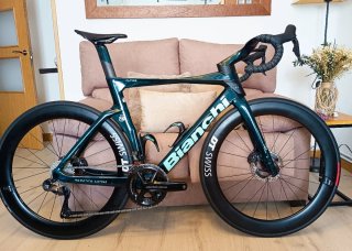 Bianchi Oltre RC 140 Aniversario Cuadro 001 TOPE