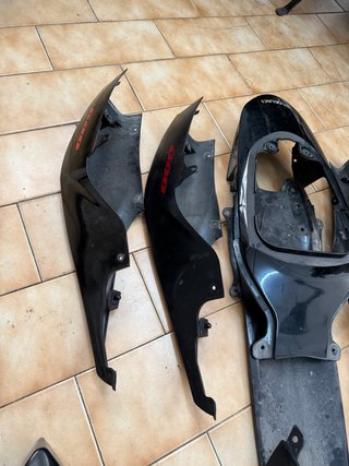 Kit Carenagem Cobertura Tampas Suzuki GSXR 600 750