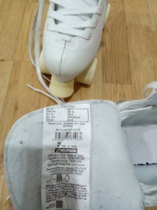 Patines de 4 ruedas blancos