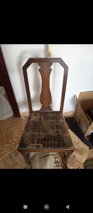 Mesa antigua de roble con 6 sillas