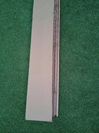 Cortina veneciana de madera marrón