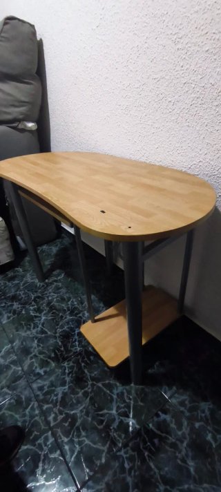 Escritorio madera y metal