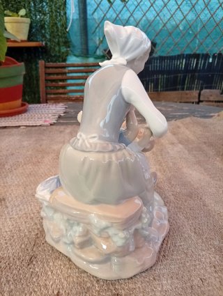 Statuina Nao Madre con Bambino