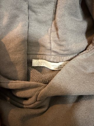 Zara Sudadera Gris con Capucha