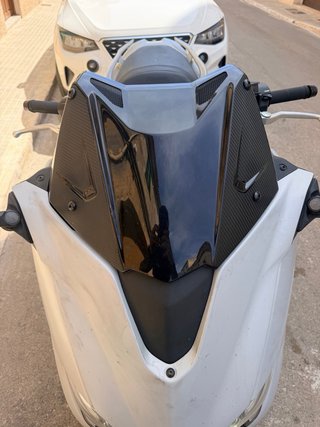 Yamaha T-Max 530 DX Maxi Scooter