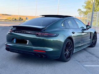 Porsche Panamera 4 E-Hybrid