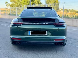 Porsche Panamera 4 E-Hybrid