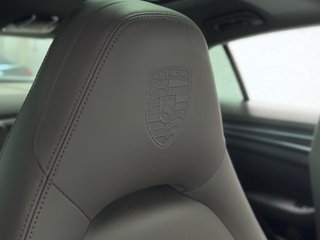 Porsche Panamera 4 E-Hybrid