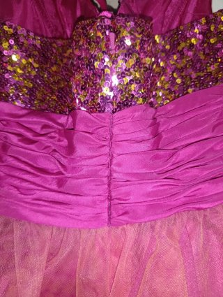 Vestido fiesta rosa, dorado lentejuelas y tul